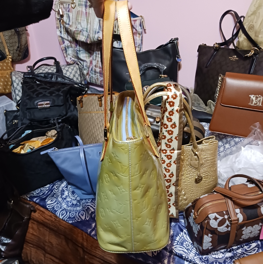 Louis Vuitton Vernis Houston baby blue and green bag - Picture 11 of 12